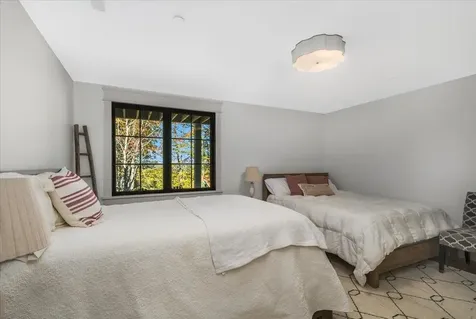 63 Commanders Helm Laconia NH 03246