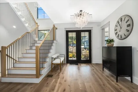 63 Commanders Helm Laconia NH 03246