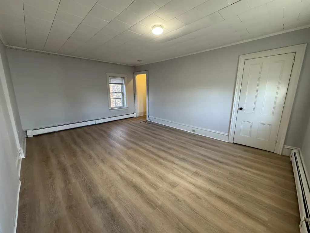 70 Court Street Keene NH 03431
