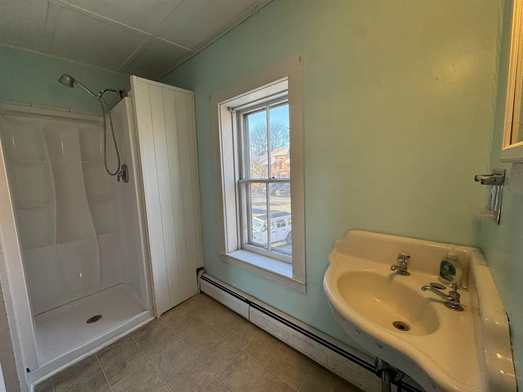 70 Court Street Keene NH 03431