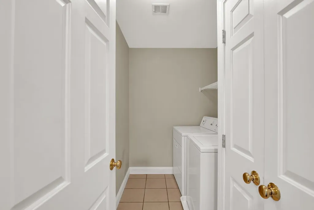 8 Deborah Lane Dover NH 03820