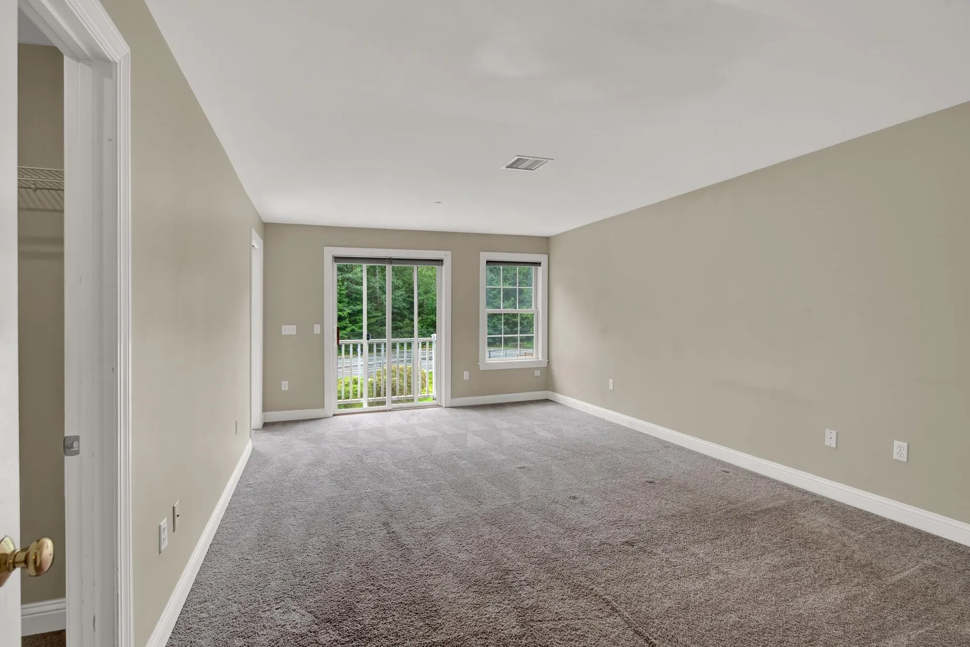 8 Deborah Lane Dover NH 03820