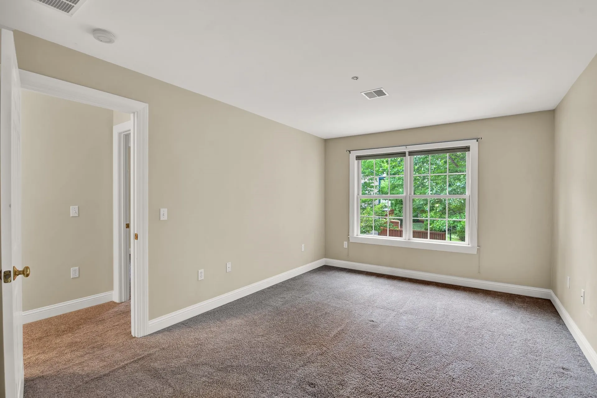 8 Deborah Lane Dover NH 03820