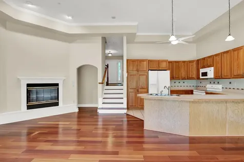 8 Deborah Lane Dover NH 03820