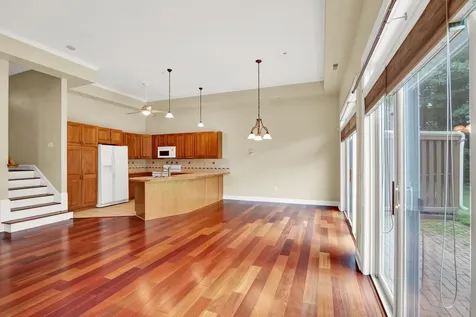 8 Deborah Lane Dover NH 03820