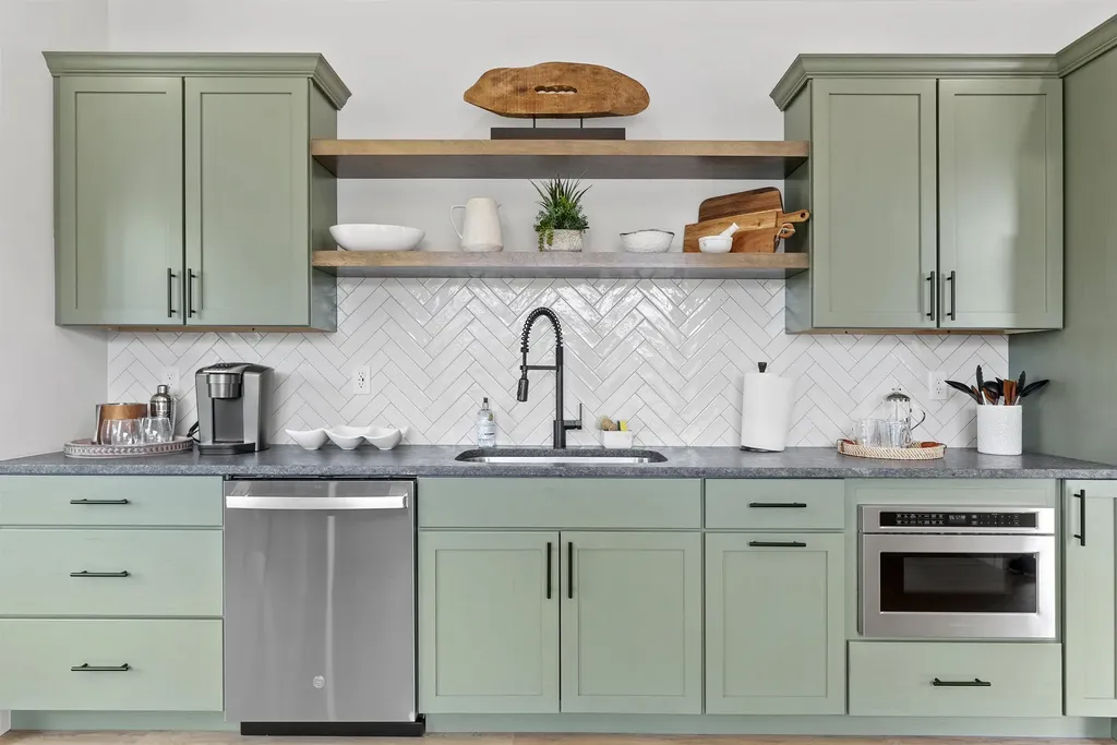 Unit 25 Summerwind Place Greenland NH 03840