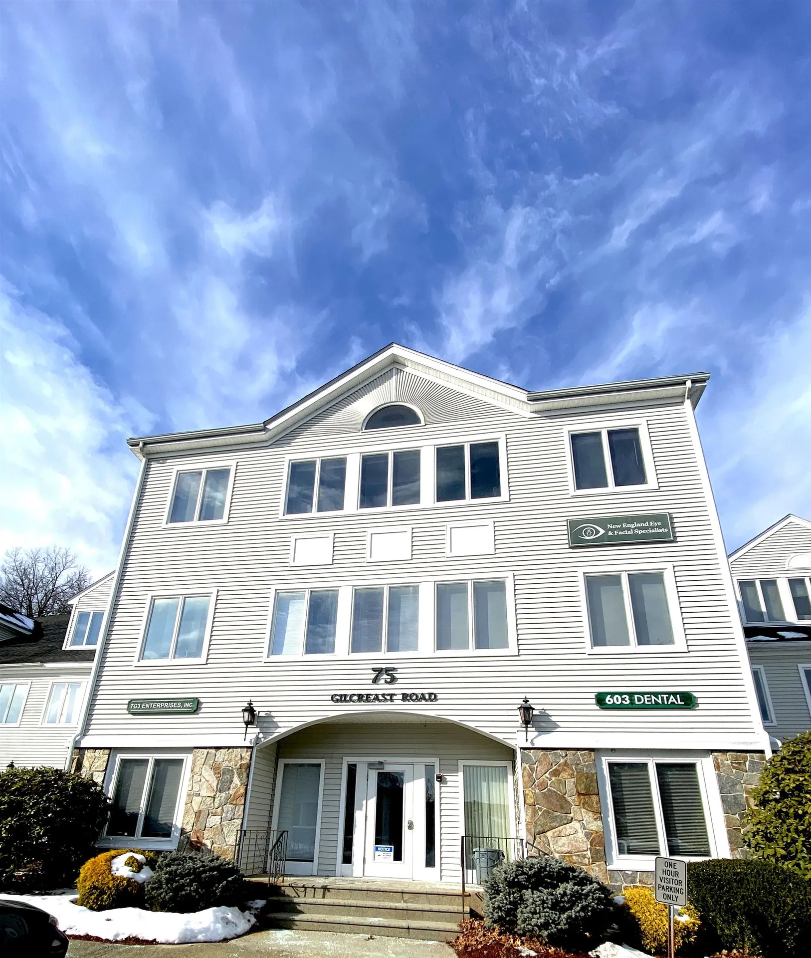 75 Gilcreast Road Londonderry NH 03053