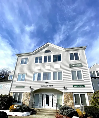 75 Gilcreast Road Londonderry NH 03053