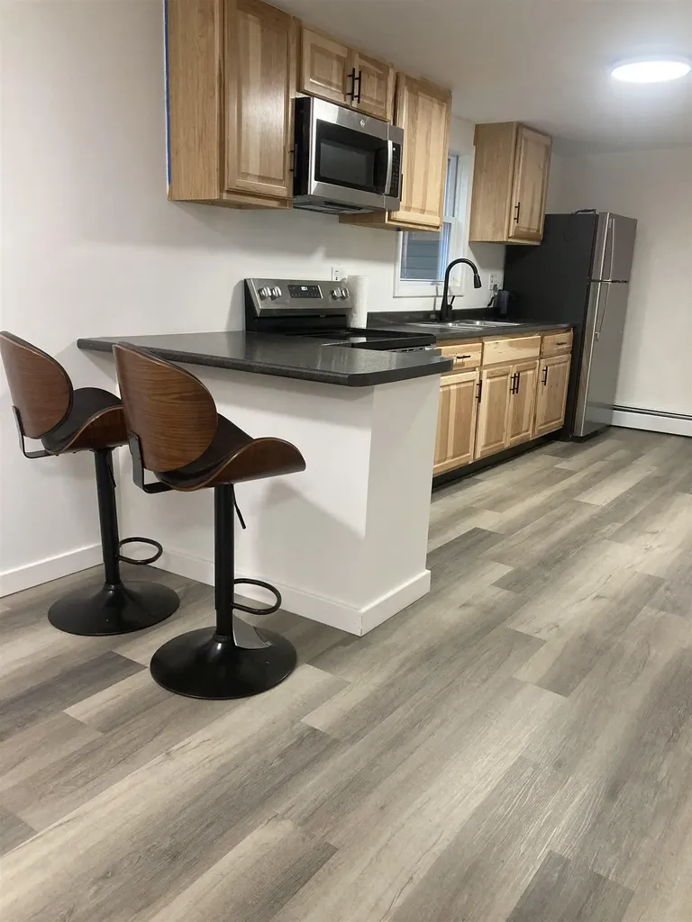 72 Plain Street Rutland City VT 05701