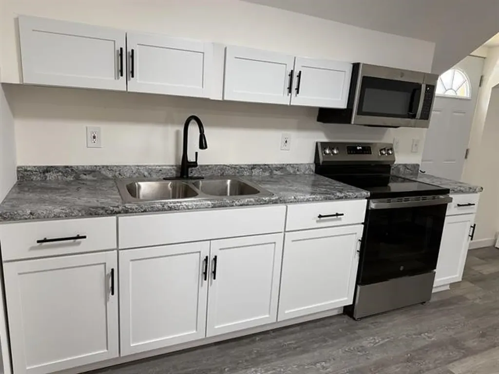 72 Plain Street Rutland City VT 05701