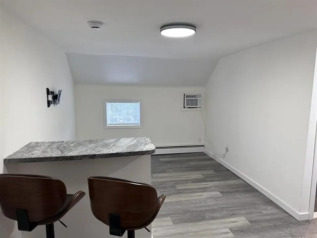 72 Plain Street Rutland City VT 05701