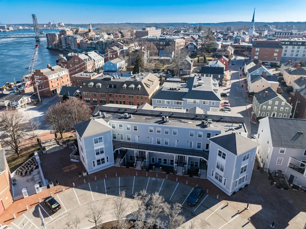 33 Deer Street Portsmouth NH 03801