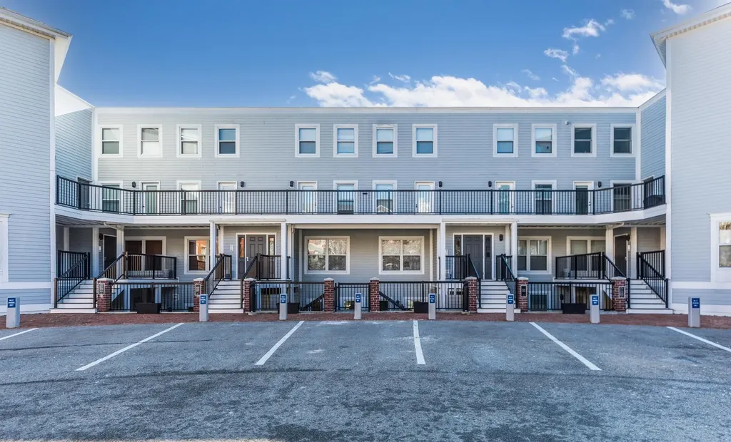 33 Deer Street Portsmouth NH 03801