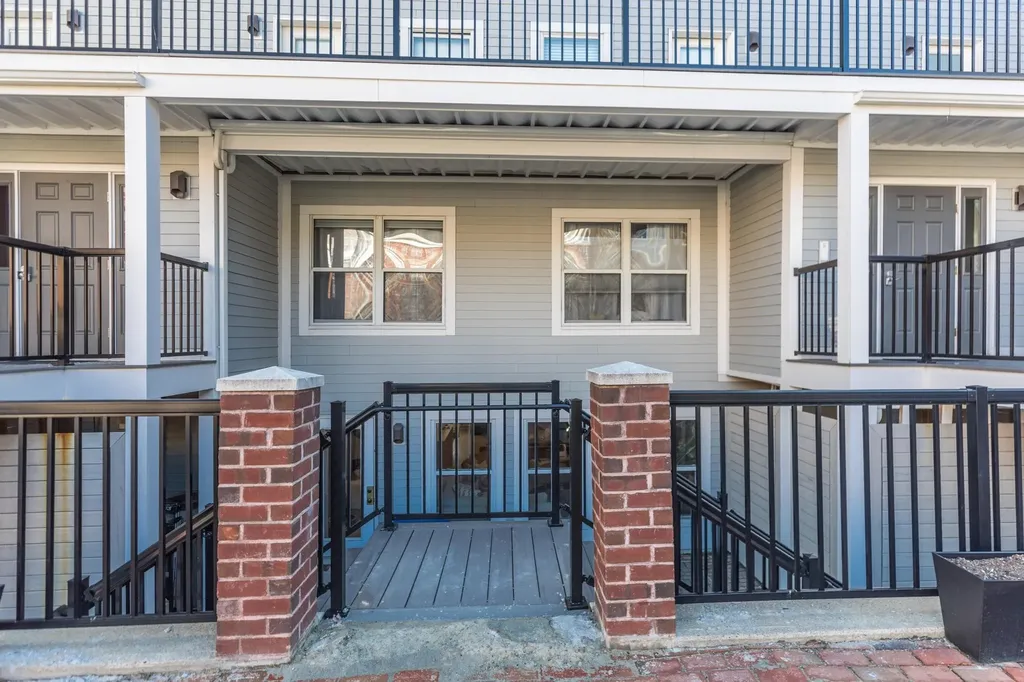 33 Deer Street Portsmouth NH 03801