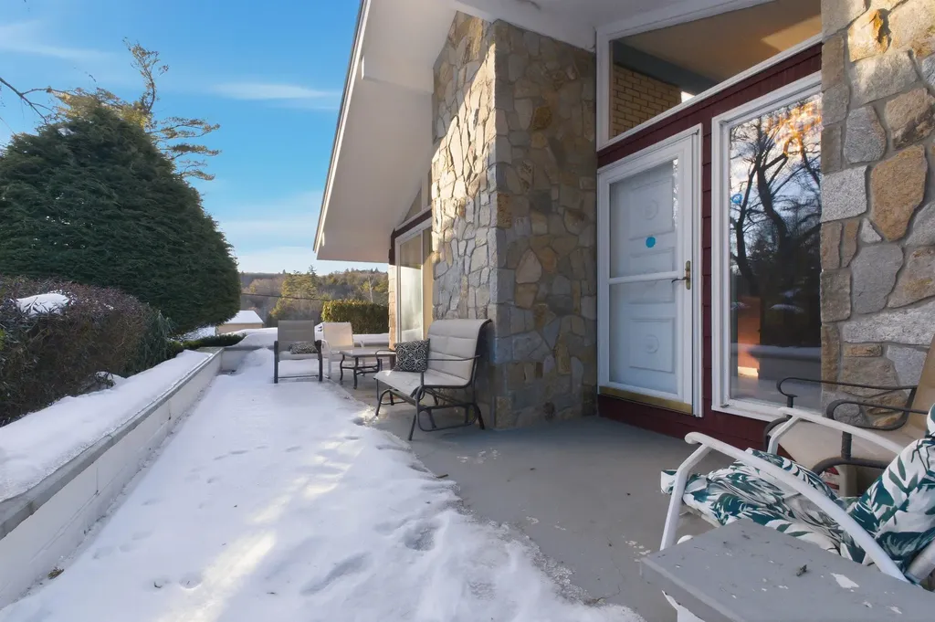 166 Connector Road Lincoln NH 03251