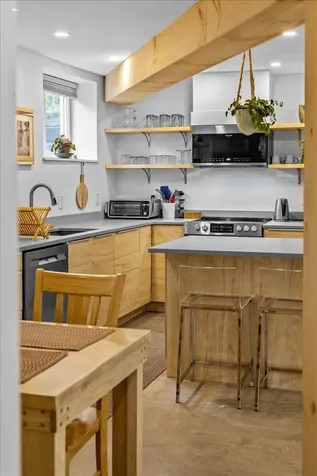 454 Mountain Road Stowe VT 05672