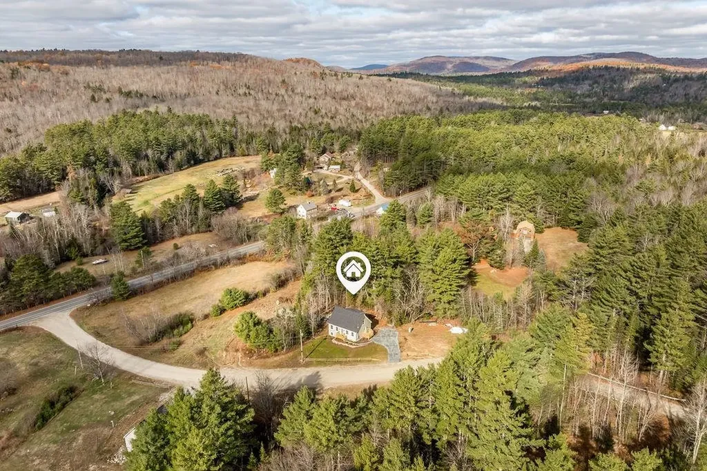 11 Dove Lane Canaan NH 03741