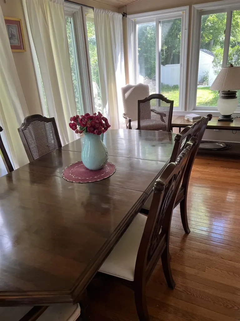 104 North Gate Road Manchester NH 03104