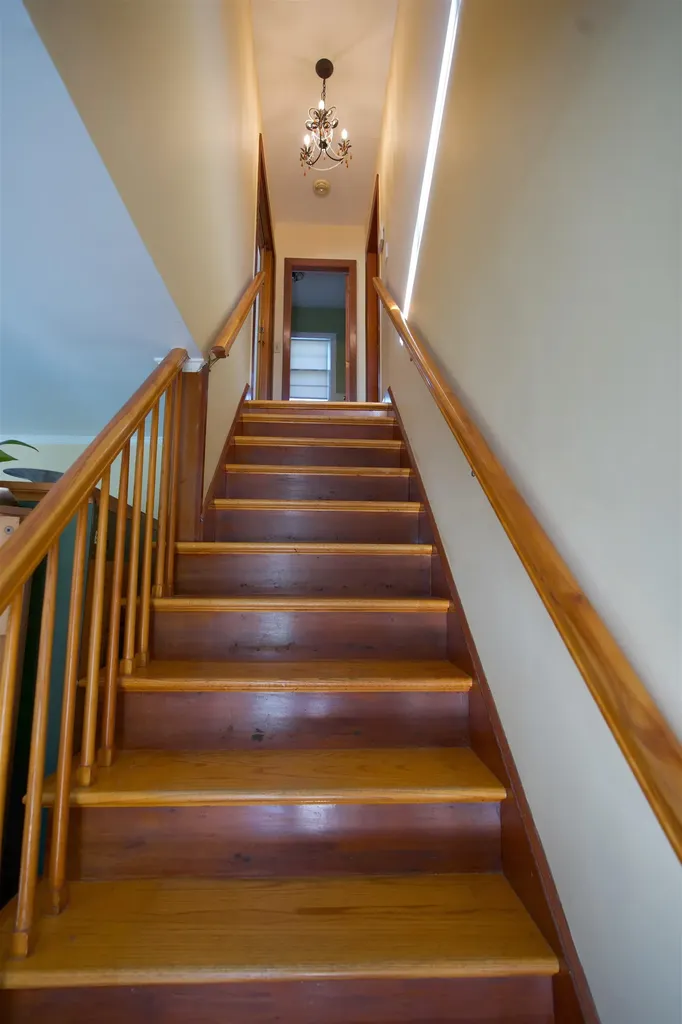 104 North Gate Road Manchester NH 03104