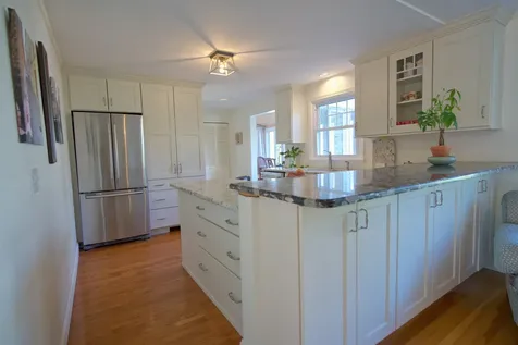 104 North Gate Road Manchester NH 03104