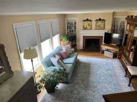 104 North Gate Road Manchester NH 03104