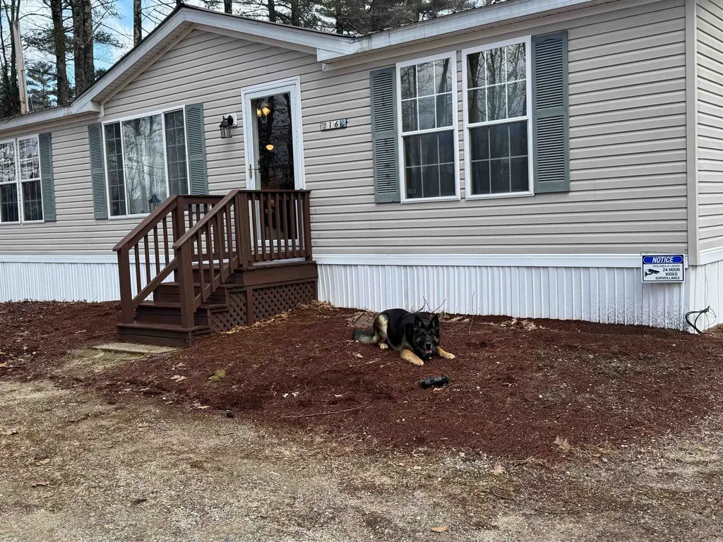 16 Hodsdon Shore Road Ossipee NH 03814