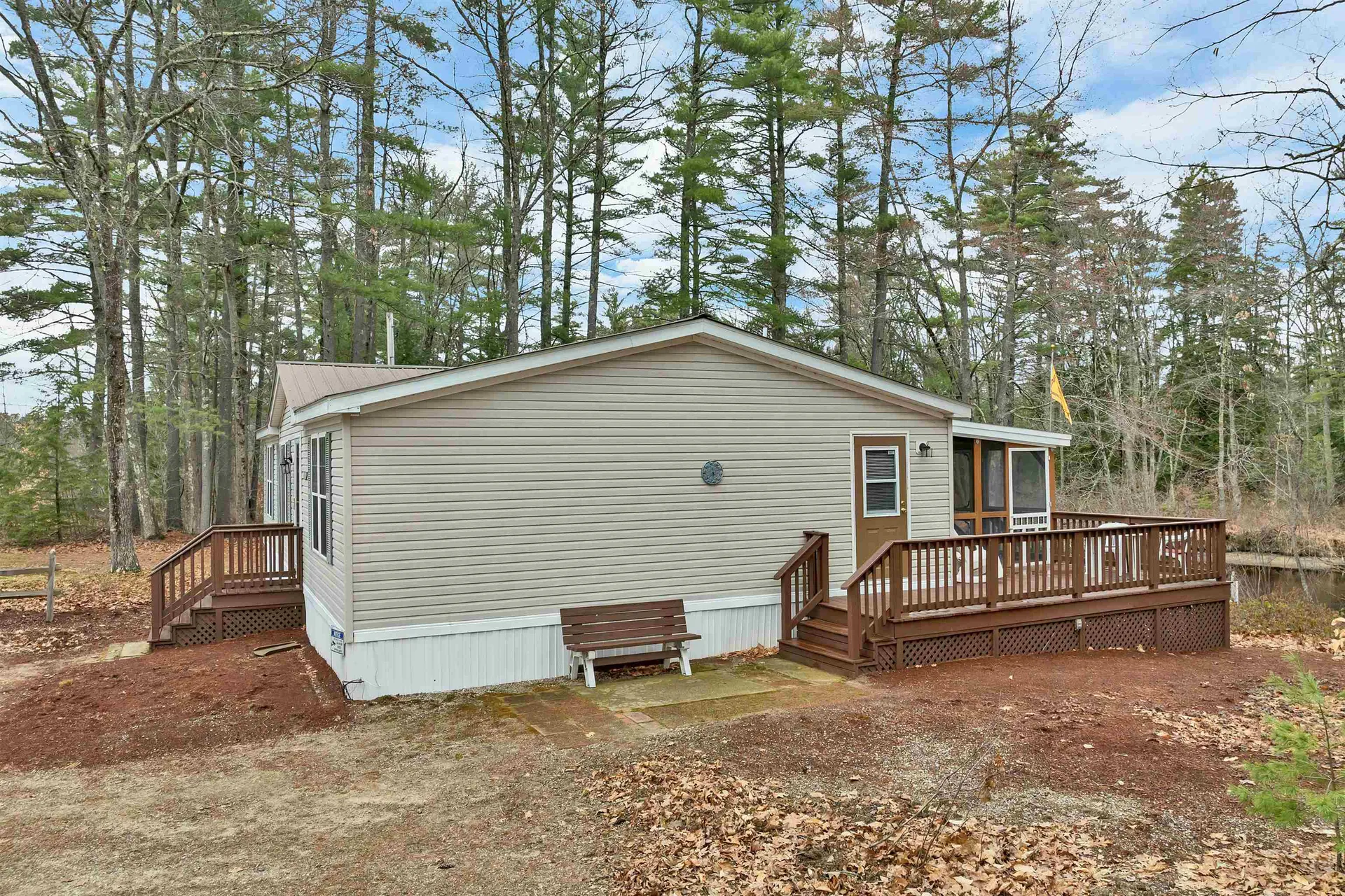 16 Hodsdon Shore Road Ossipee NH 03814