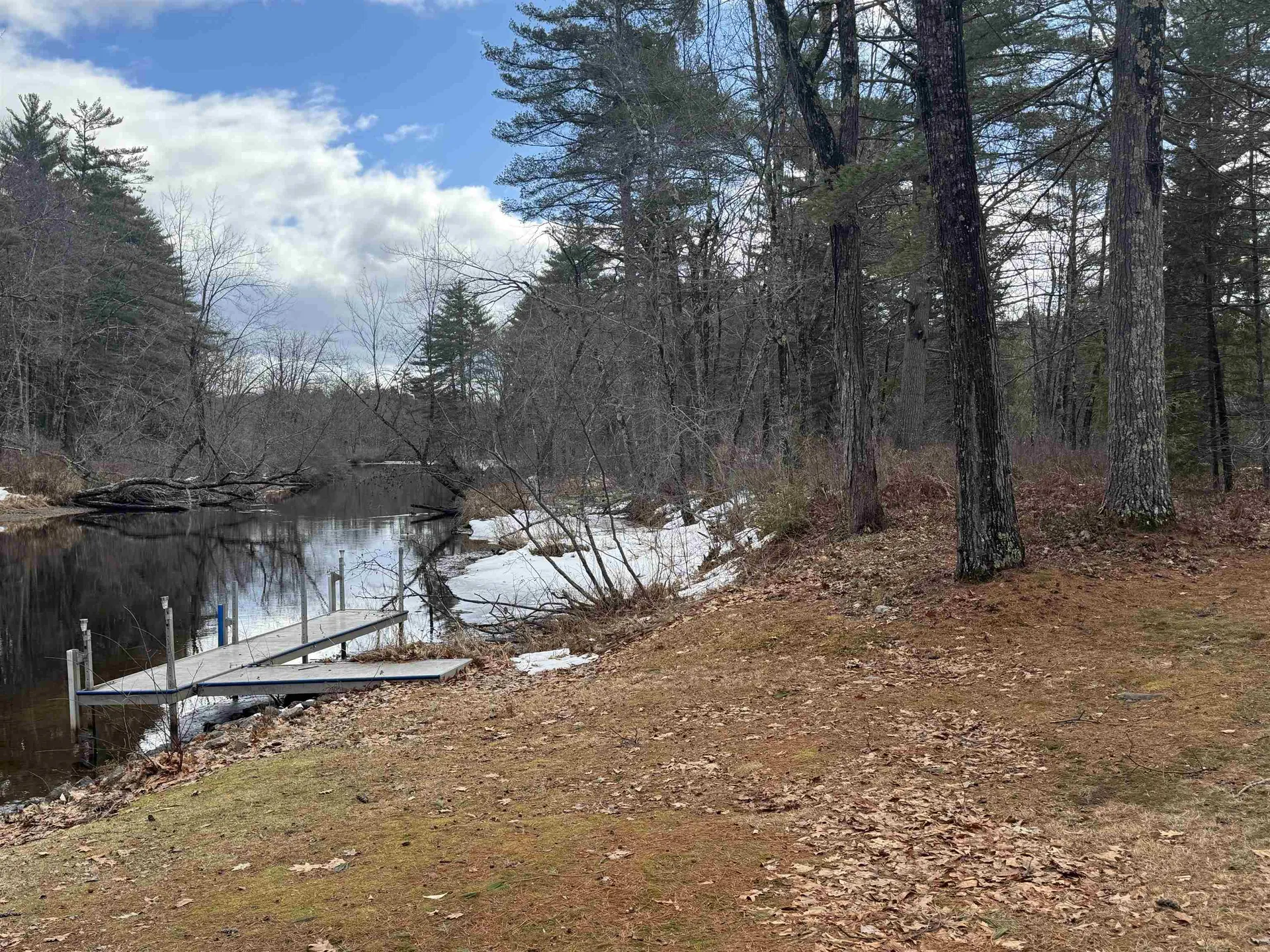 16 Hodsdon Shore Road Ossipee NH 03814