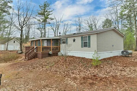 16 Hodsdon Shore Road Ossipee NH 03814