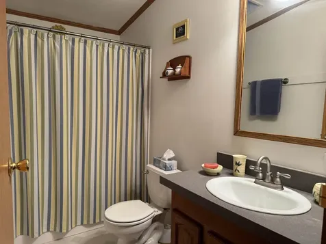 16 Hodsdon Shore Road Ossipee NH 03814