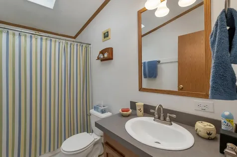 16 Hodsdon Shore Road Ossipee NH 03814