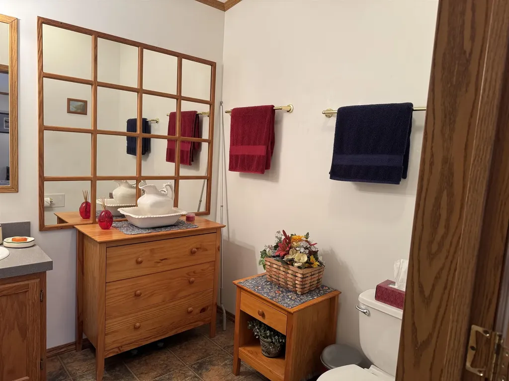 16 Hodsdon Shore Road Ossipee NH 03814