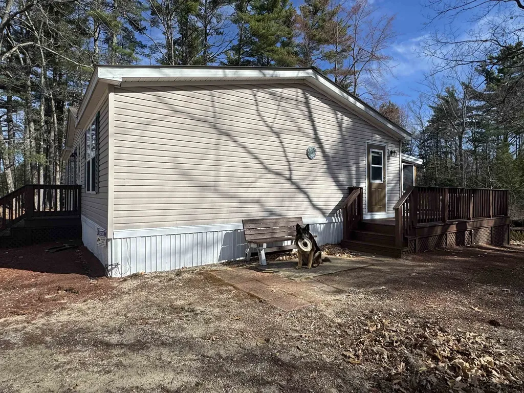 16 Hodsdon Shore Road Ossipee NH 03814