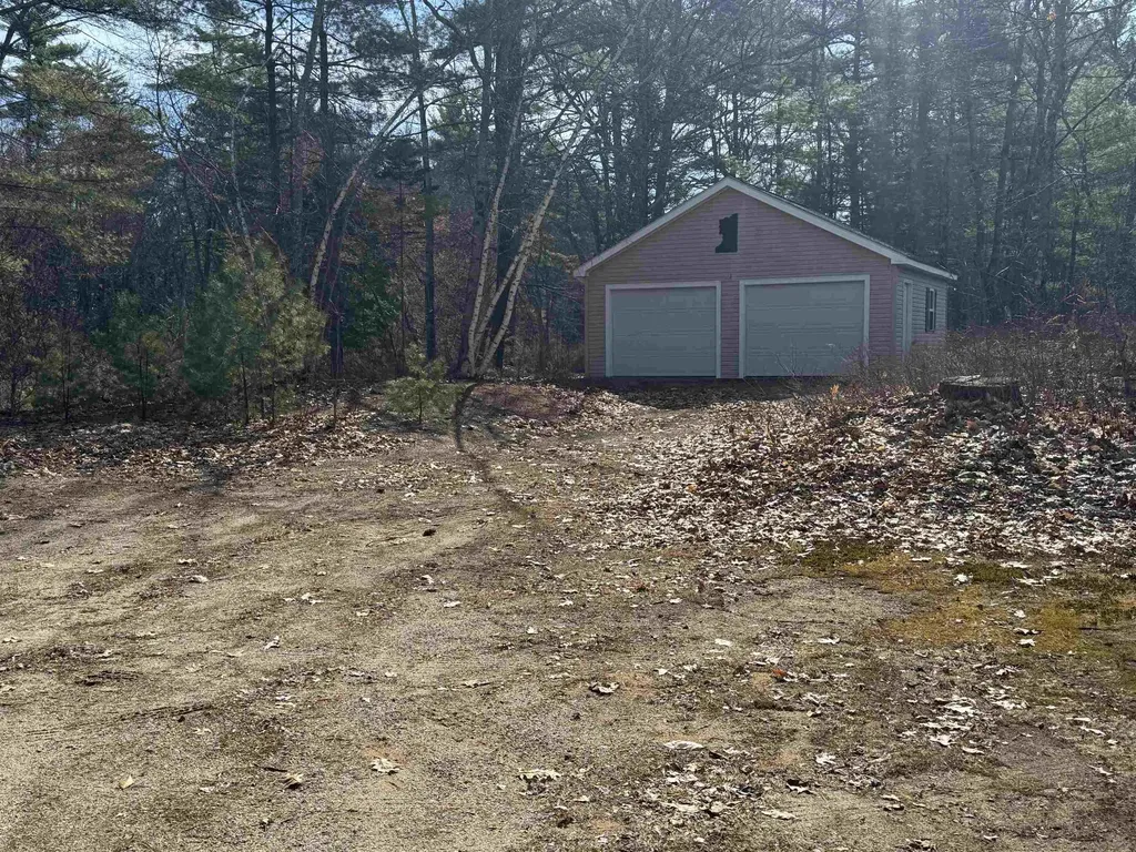 16 Hodsdon Shore Road Ossipee NH 03814