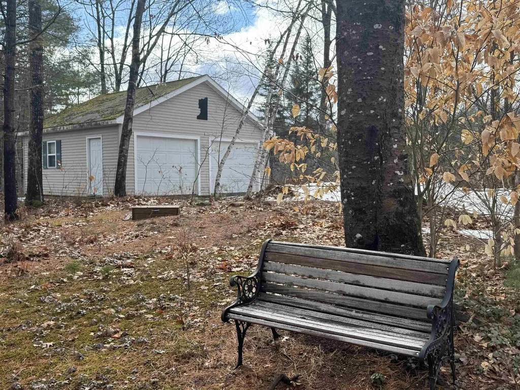 16 Hodsdon Shore Road Ossipee NH 03814