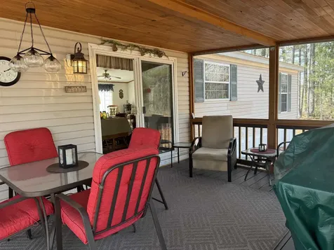 16 Hodsdon Shore Road Ossipee NH 03814