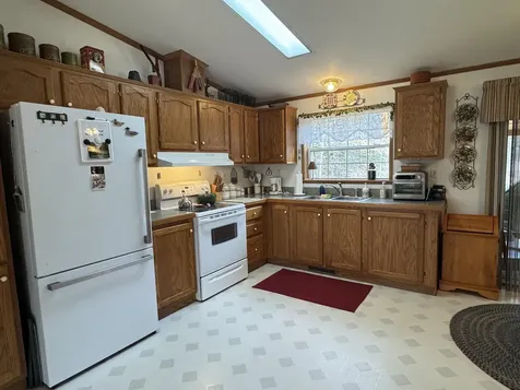 16 Hodsdon Shore Road Ossipee NH 03814