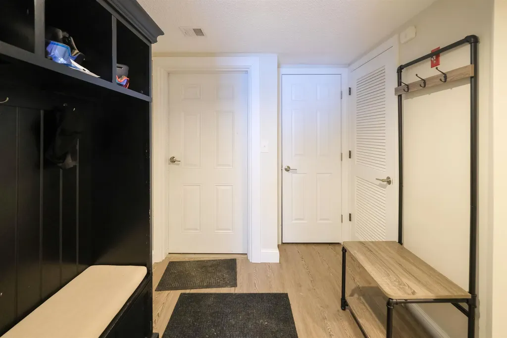 19 White Loop Ludlow VT 05149