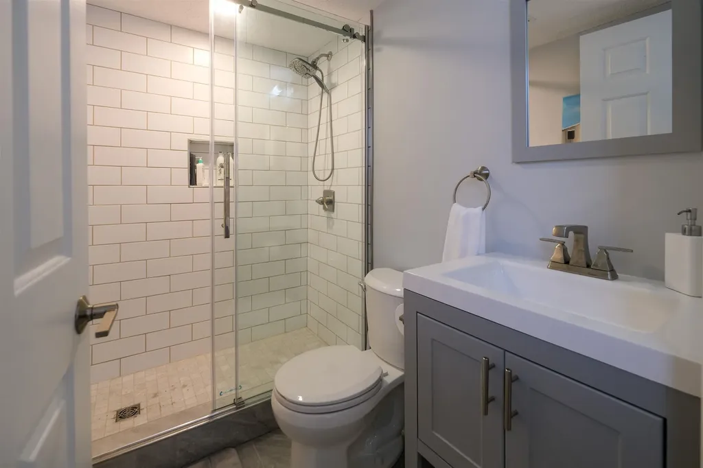 19 White Loop Ludlow VT 05149