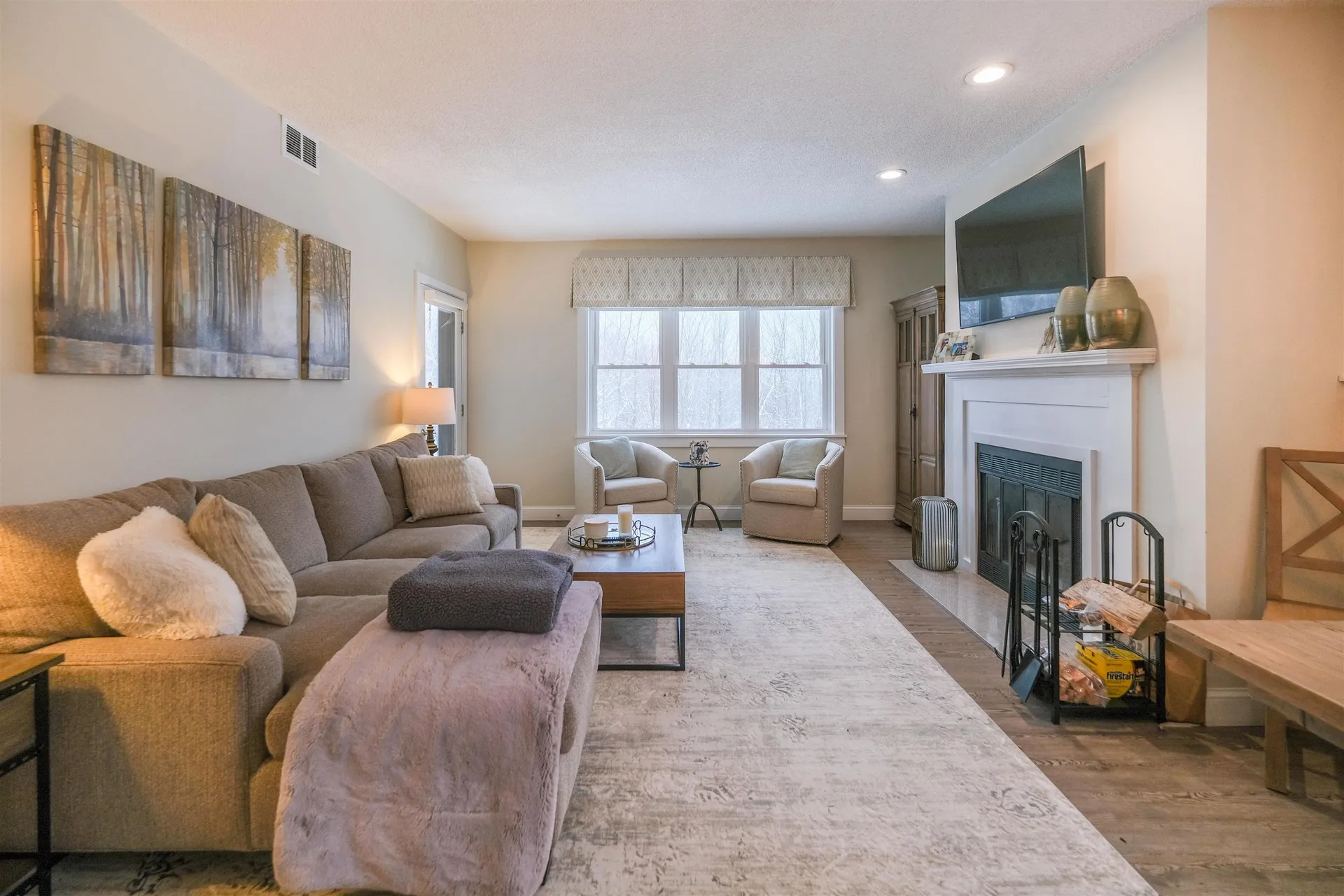 19 White Loop Ludlow VT 05149