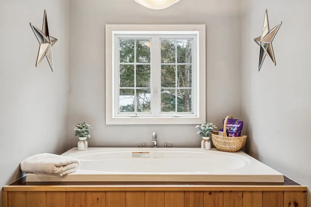 25 Laplante Road Cavendish VT 05142