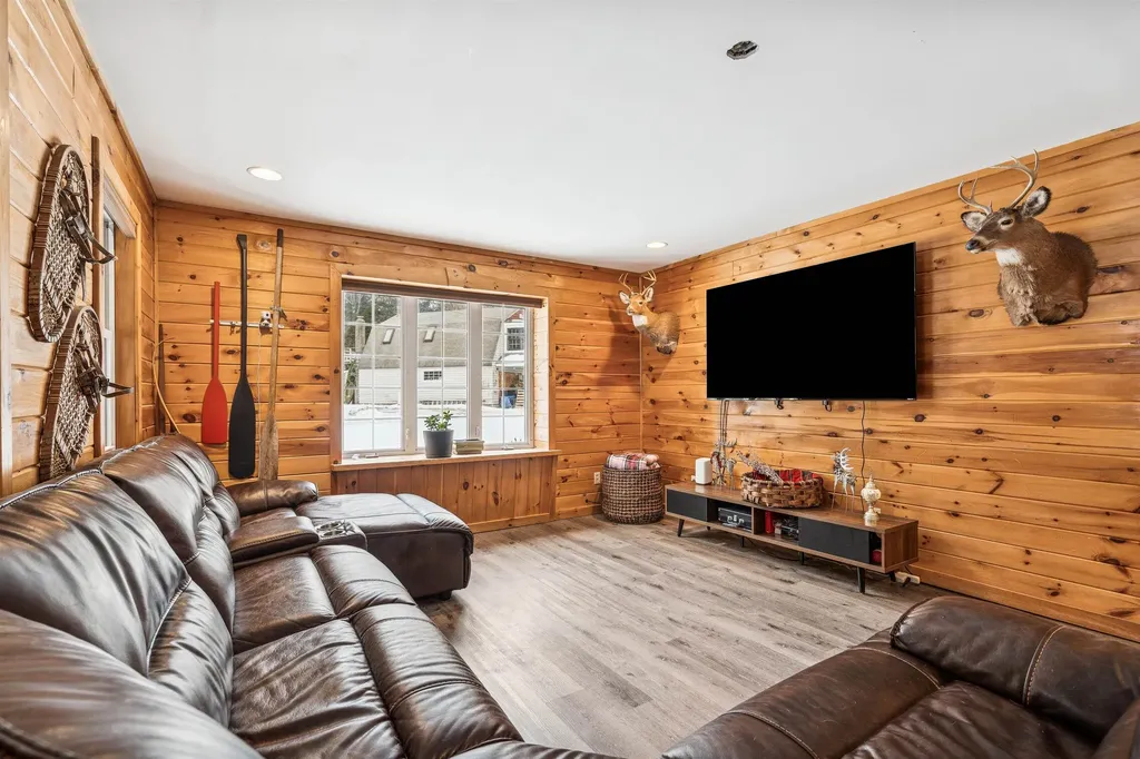 25 Laplante Road Cavendish VT 05142