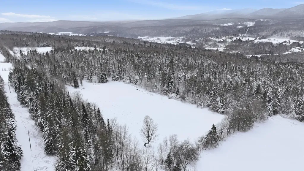 1090 Center Road Albany VT 05845