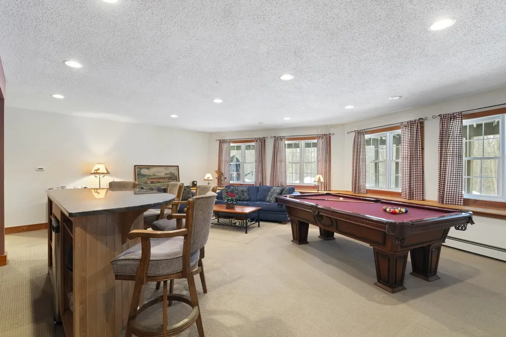 1 Tom's Cabin Road Dover VT 05356