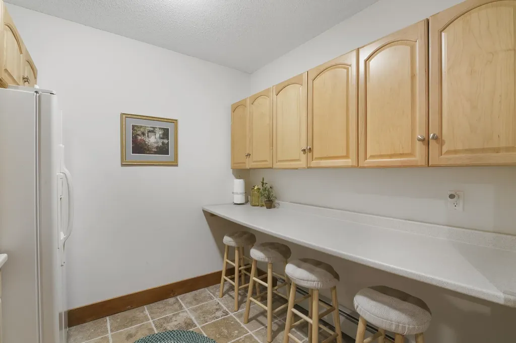 1 Tom's Cabin Road Dover VT 05356