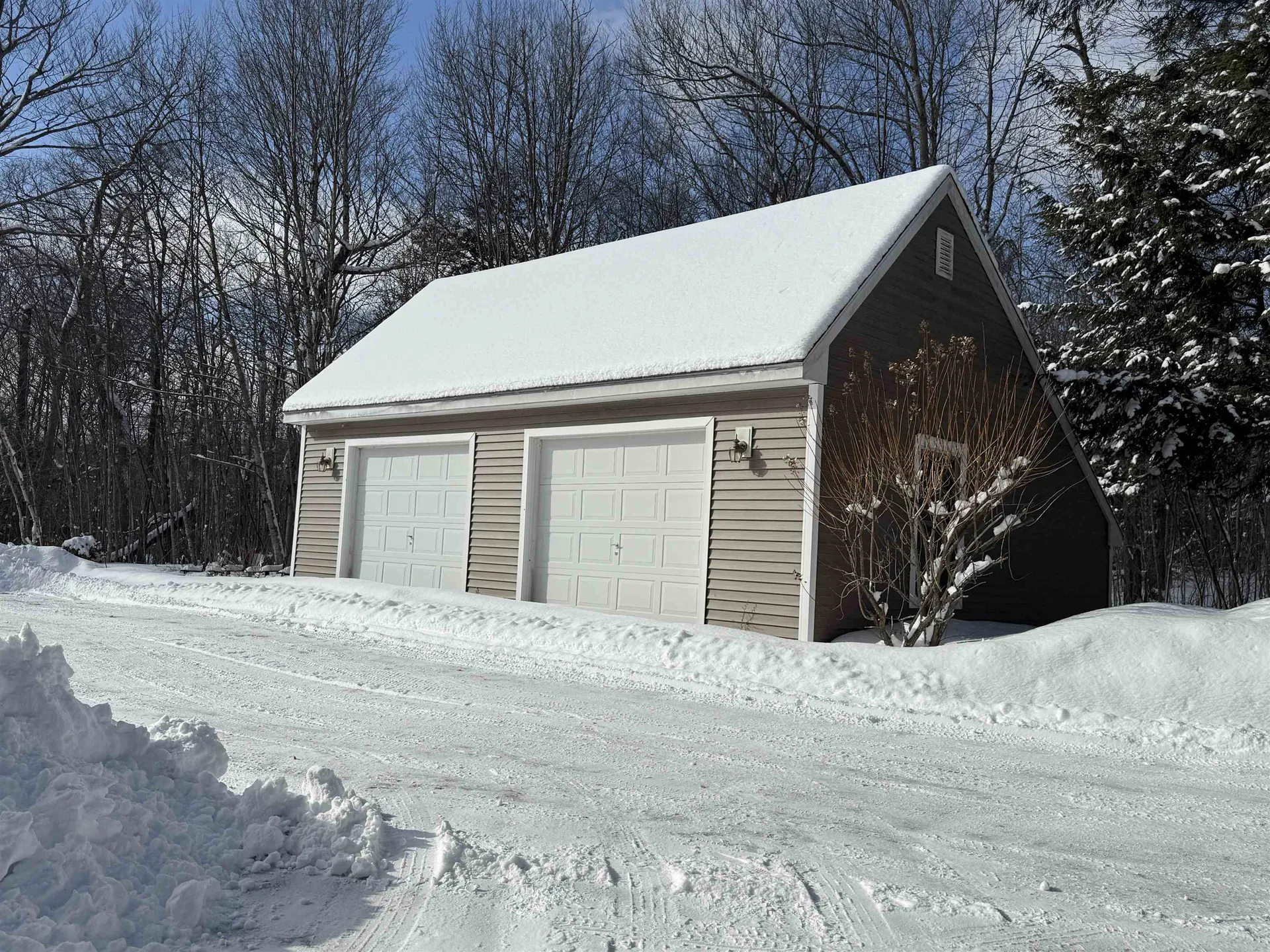 1 Tom's Cabin Road Dover VT 05356