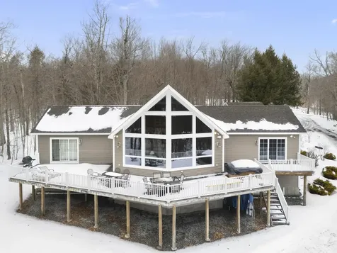 1 Tom's Cabin Road Dover VT 05356