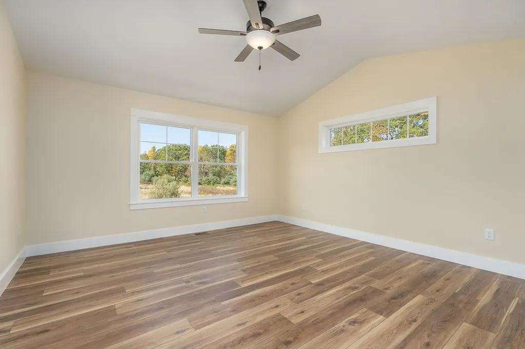 320 Knox Marsh Road Madbury NH 03823