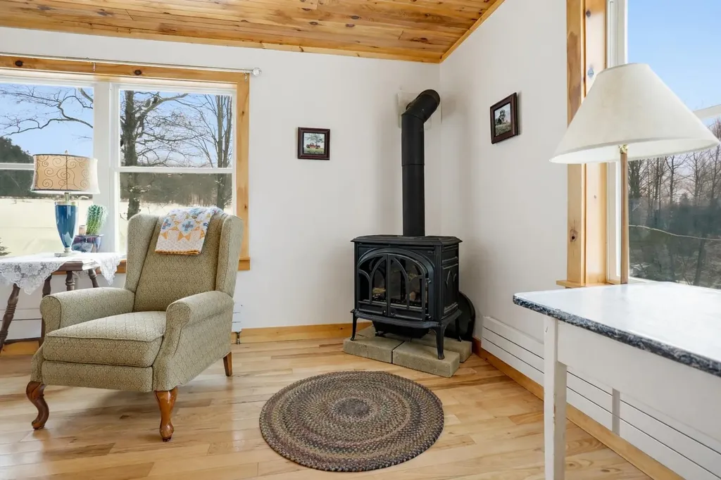 1090 Center Road Albany VT 05820