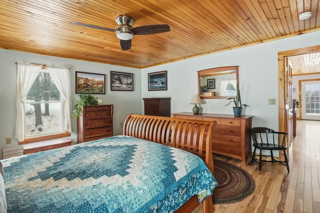 1090 Center Road Albany VT 05820